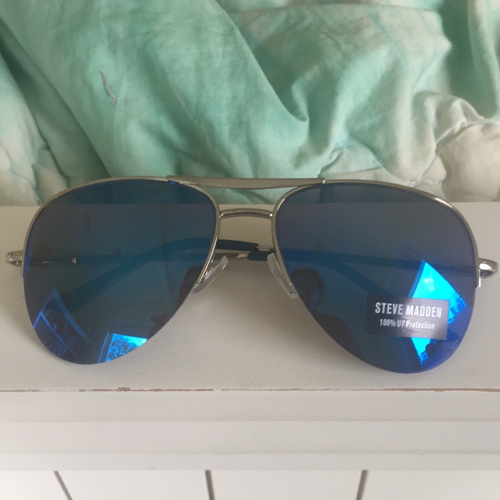 Steve Madden Aviator Sunglasses!